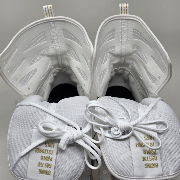 Adidas Box Hog 4 White Collegiate Green IH2731 Shoes Men's Size 4 New - Picture 9 of 12